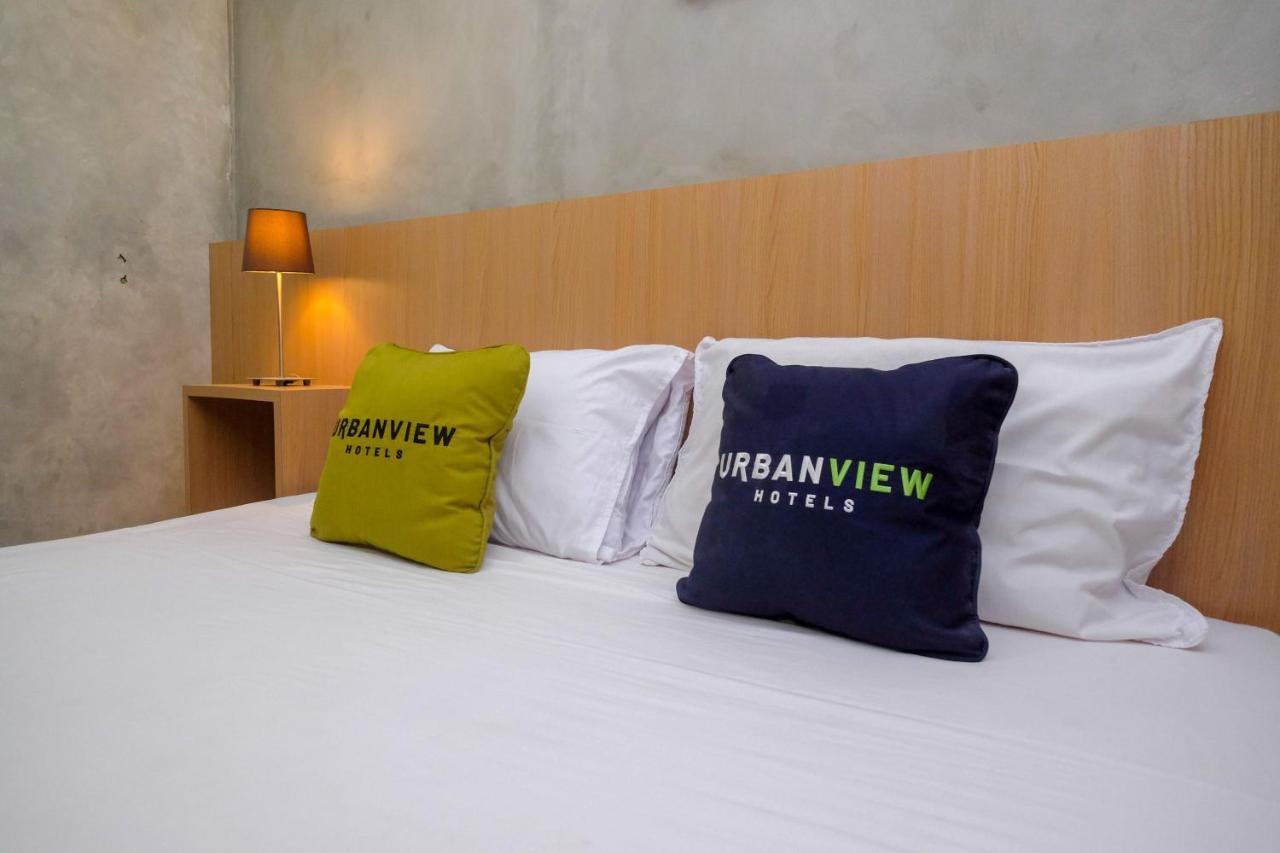 Urbanview Hotel Syariah Artamara Tegal By Reddoorz Exterior photo